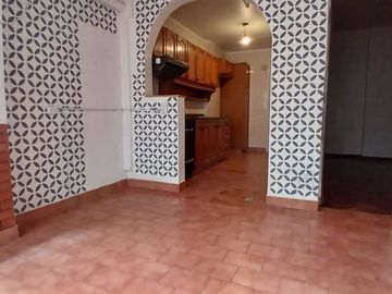 VENTA DEPTO 5 AMB CON PATIO Y COCHERAS CABALLITO