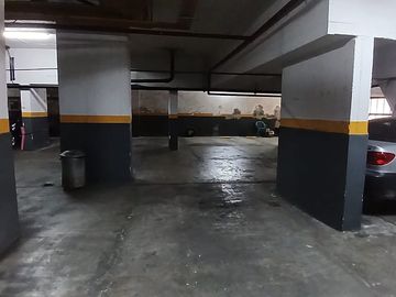 VENTA DEPTO 5 AMB CON PATIO Y COCHERAS CABALLITO
