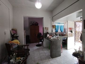 Venta Casa mas 2 departamentos Rafael Calzada