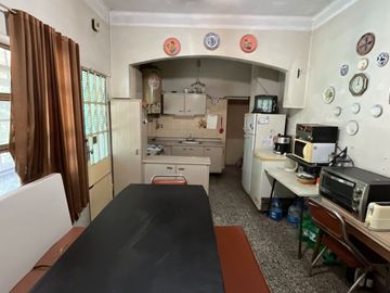 CASA 5 AMBIENTES EN VENTA LONGCHAMPS 3000mt2