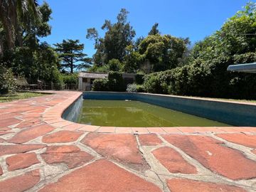CASA 5 AMBIENTES EN VENTA LONGCHAMPS 3000mt2
