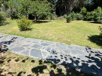 CASA 5 AMBIENTES EN VENTA LONGCHAMPS 3000mt2
