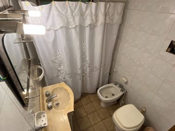 CASA 5 AMBIENTES EN VENTA LONGCHAMPS 3000mt2