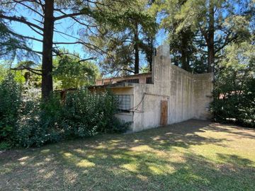 CASA 5 AMBIENTES EN VENTA LONGCHAMPS 3000mt2