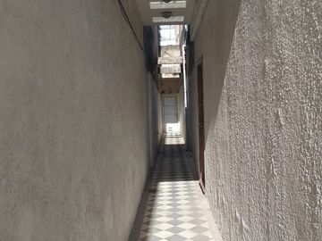 Departamento PH tipo casa, en venta Flores