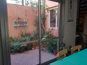 Departamento PH tipo casa, en venta Flores