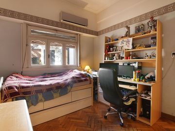 PH 4 ambientes en Villa Crespo con patio y terraza