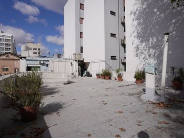 PH 4 ambientes en Villa Crespo con patio y terraza