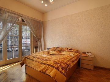PH 4 ambientes en Villa Crespo con patio y terraza