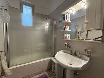 PH 4 ambientes en Villa Crespo con patio y terraza