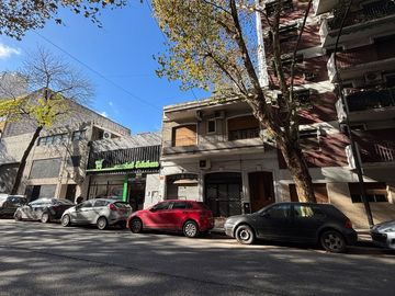PH 4 ambientes en Villa Crespo con patio y terraza