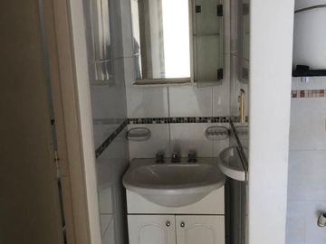 Venta Dpto. con cochera y ascensor Apto temporario