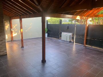 VENTA PH tres amb cochera Isidro Casanova