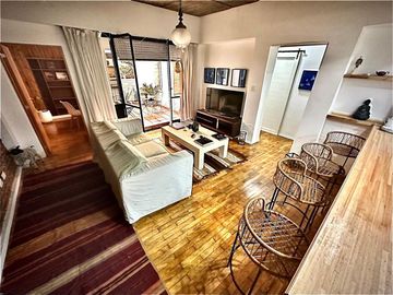 VENTA DPTO 4 AMB RECICLADO C/2 PATIOS PALERMO