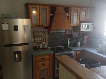 CASA 3 AMB C/PARQUE-LONGCHAMPS -BAJO DE PRECIO