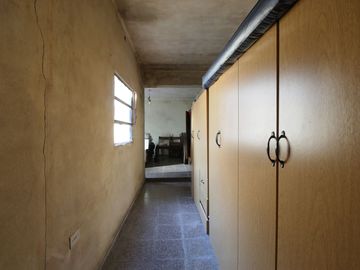 Casa en venta 4 ambientes con parque Luis Guillón