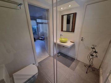 VENTA Casa  5 amb Bo. Septiembre Lote Central