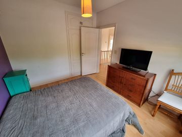 VENTA Casa  5 amb Bo. Septiembre Lote Central
