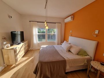 VENTA Casa  5 amb Bo. Septiembre Lote Central