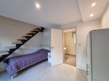 VENTA Casa  5 amb Bo. Septiembre Lote Central