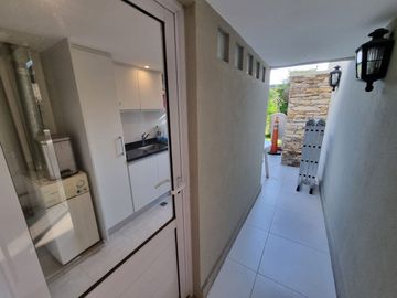VENTA Casa  5 amb Bo. Septiembre Lote Central