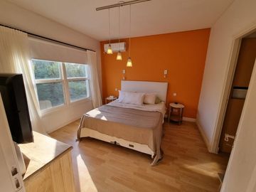 VENTA Casa  5 amb Bo. Septiembre Lote Central
