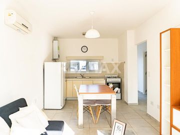 VENTA CASAS 2 DORM. LA FALDA, CIPOLLETTI