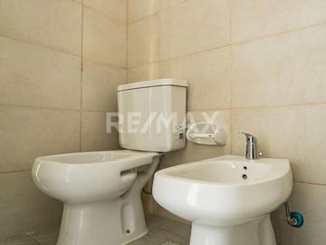 VENTA CASAS 2 DORM. LA FALDA, CIPOLLETTI