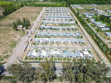VENTA CASAS 2 DORM. LA FALDA, CIPOLLETTI