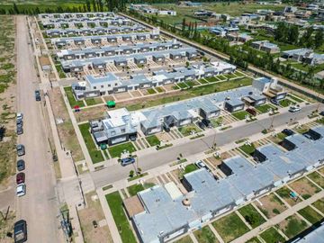 VENTA CASAS 2 DORM. LA FALDA, CIPOLLETTI