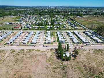 VENTA CASAS 2 DORM. LA FALDA, CIPOLLETTI