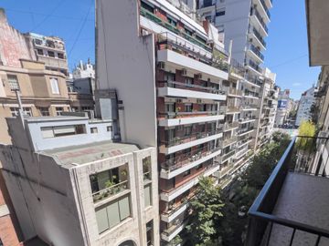 Venta departamento Semi Piso en CABA Apto Crédito