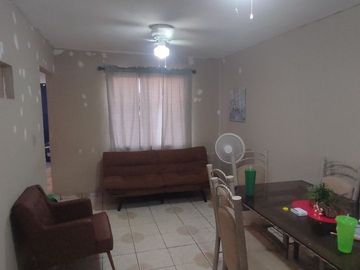 SE VENDE propiedad con ampliaciones en El Pedregal Mexicali