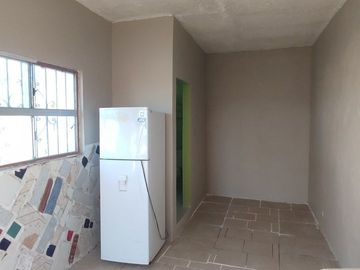 SE VENDE propiedad con ampliaciones en El Pedregal Mexicali