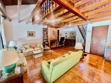 HIGHLAND PARK: CASA EN VENTA AL GOLF 3 DORM C/ DEP