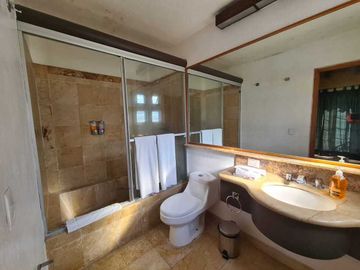 DEPARTAMENTO EN VENTA EN BALVANERA POLO & CLUB DE GOLF