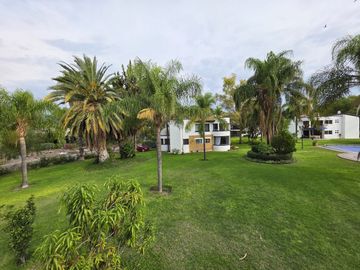 DEPARTAMENTO EN VENTA EN BALVANERA POLO & CLUB DE GOLF