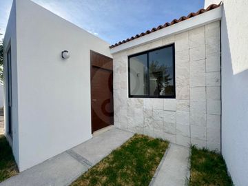 Casa en venta en Ciudad Maderas Residencial