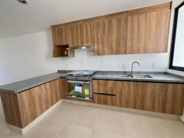 Casa en venta en Ciudad Maderas Residencial