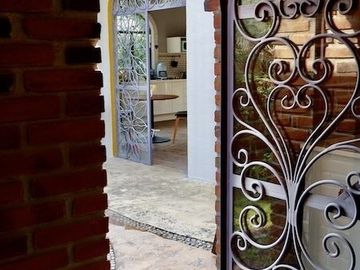 VENTA /CESION DE DERECHOS HERMOSA CASA  STO DOMINGO OCOTITLAN TEPOZTLAN MORELOS
