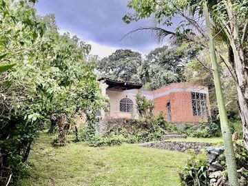 VENTA /CESION DE DERECHOS HERMOSA CASA  STO DOMINGO OCOTITLAN TEPOZTLAN MORELOS
