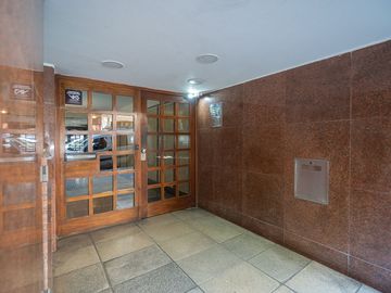 Venta Depto 3 amb. con coch. Belgrano Apto Crédito