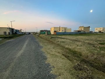LOTE EN VENTA ETAPA TRES EN BARRIO LAGUNA AZUL
