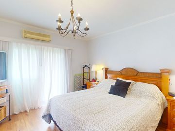 CASA EN VENTA 4 DORMITORIOS ABRIL CLUB DE CAMPO