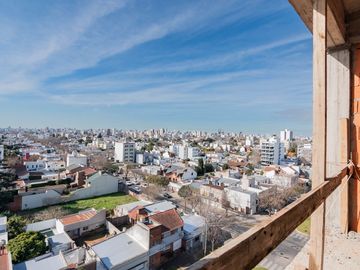 Monoambiente de pozo en venta en La Plata
