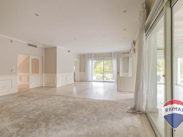 CASA EN VENTA EN ABRIL