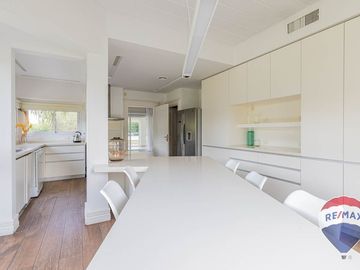 CASA EN VENTA EN ABRIL