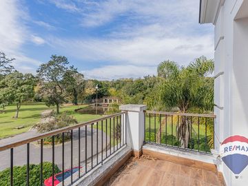 CASA EN VENTA EN ABRIL
