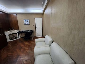 VENTA Casa 5 AMBIENTES PATIO COCHERA BERNAL