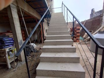 AMPLIO DPTO EN VENTA - 1 DORM / BARRIO MA. SELVA